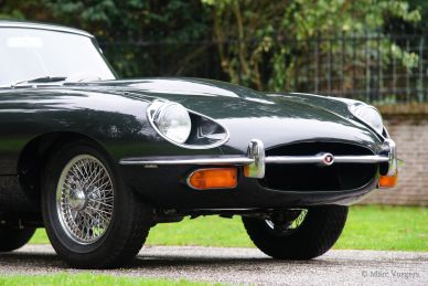Jaguar E-type 4.2 Litre FHC S2, 1969