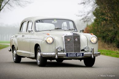 Mercedes-Benz 220 S (W180), 1958