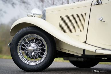 MG TD 'blower', 1953