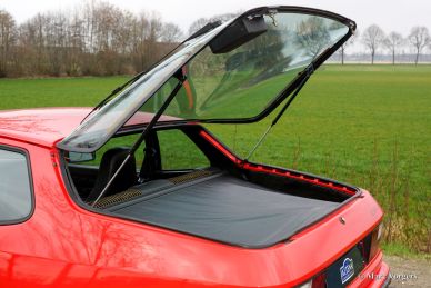 Porsche 924, 1981