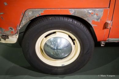 Volkswagen VW T1 Transporter | Bus restoration object, 1961
