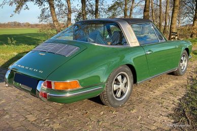 Porsche 911 2.2 T Targa, 1969 Restoration