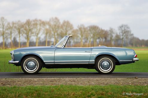 Mercedes-Benz 230 SL 'Pagode', 1964