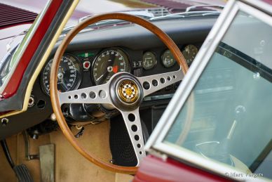 Jaguar E-type 4.2 Litre FHC, 1971