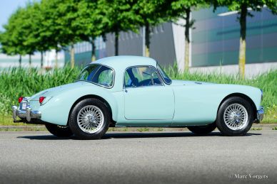 MG MGA 1500 coupe, 1958