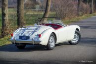 MG MGA Twin-Cam roadster, 1958