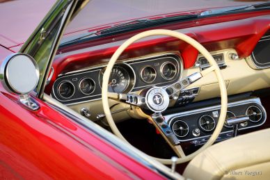 Ford Mustang convertible, 1966