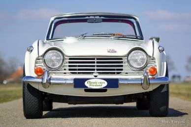 Triumph TR 250, 1968