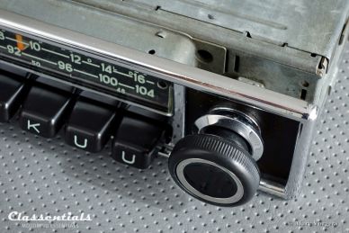 Vintage Dashboard Jewelry...