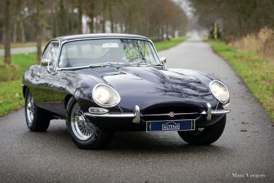 Jaguar E-type 4.2 Litre S1 FHC, 1965