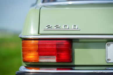 Mercedes-Benz 220 D, 1974