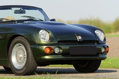 MG RV8, 1995