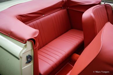 Peugeot 403 Cabriolet restoration