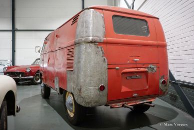 Volkswagen VW T1 Transporter | Bus restoration object, 1961