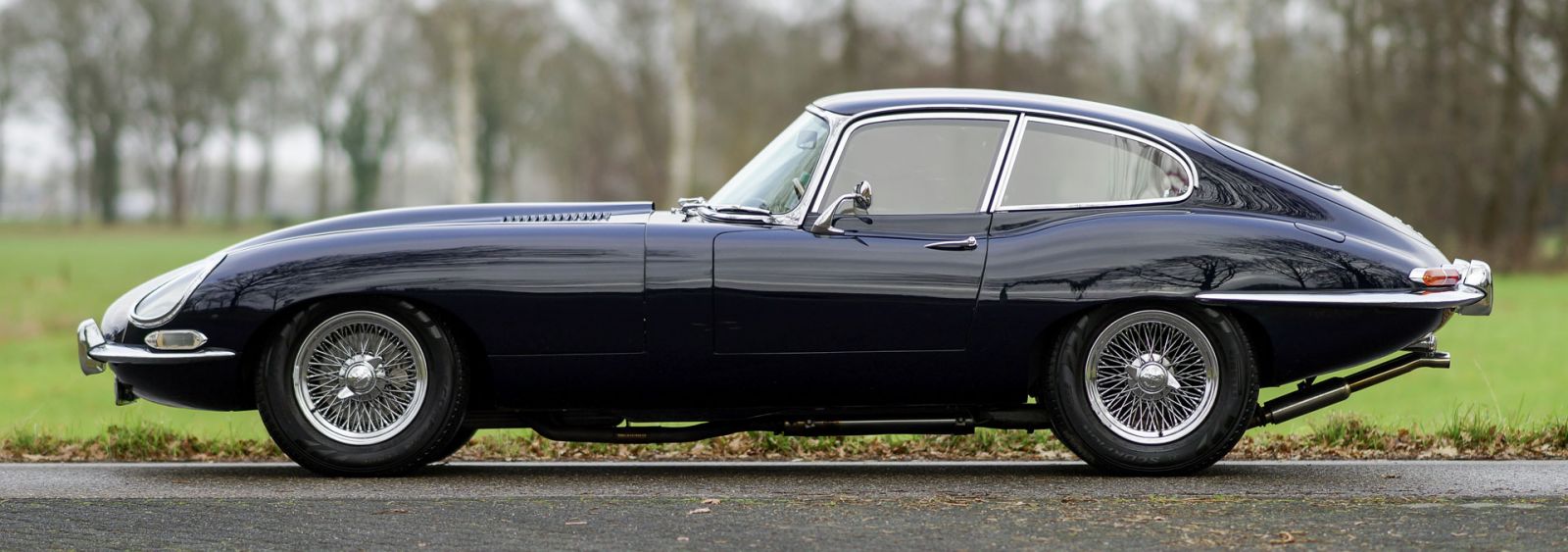 Jaguar E-type 4.2 Litre S1 FHC, 1965