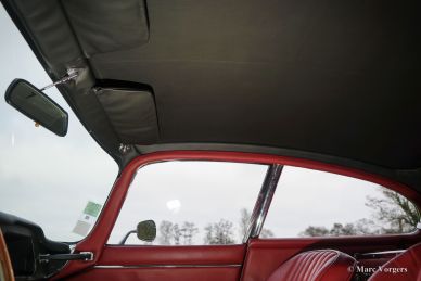 Jaguar E-type 4.2 Litre S1 FHC, 1965