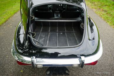 Jaguar E-type V12 FHC 2+2, 1971