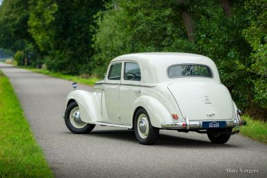 Mercedes-Benz 220 (W187), 1953