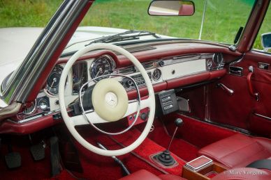 Mercedes-Benz 280 SL ‘Pagode’ rally car, 1968