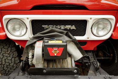 Toyota Land Cruiser FJ45 Hardtop, 1980