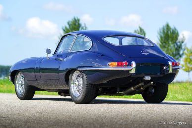 Jaguar E-Type 4.2 Litre FHC, 1966