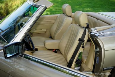 Mercedes-Benz 300 SL (R107), 1987