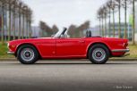 Triumph-TR6-PI-1969-red-rouge-rot-rood-02.jpg