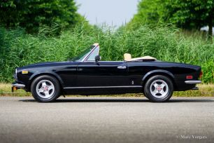 Fiat-2000-Spider-1981-Black-noir-Schwarz-02.jpg