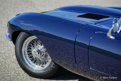 Jaguar E-Type 4.2 Litre FHC, 1966