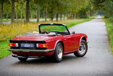 Triumph TR6, 1975