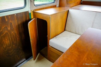 Volkswagen Type 2 T1 Camper, 1964