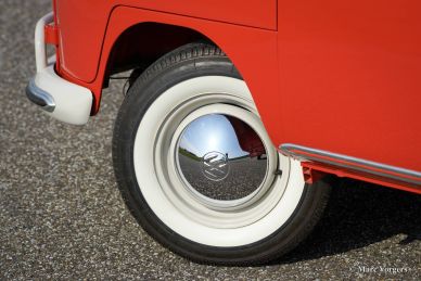 Volkswagen T1 Samba bus, 1963