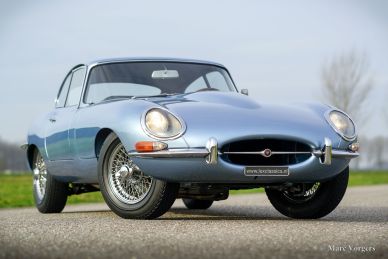 Jaguar E-type 4.2 Litre FHC, 1965