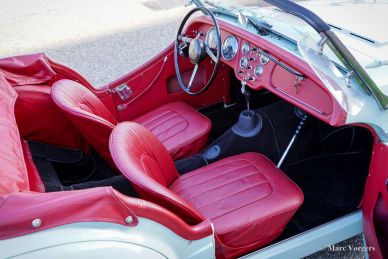 Triumph TR2 ‘Long Door’, 1954