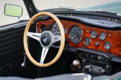 Triumph TR 250, 1968