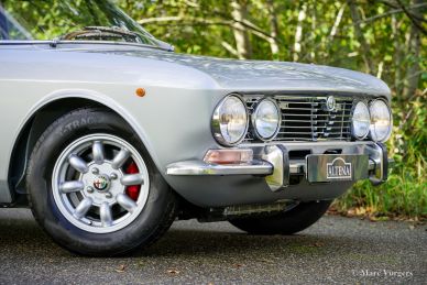 Alfa Romeo Giulia 2000 GTV, 1974