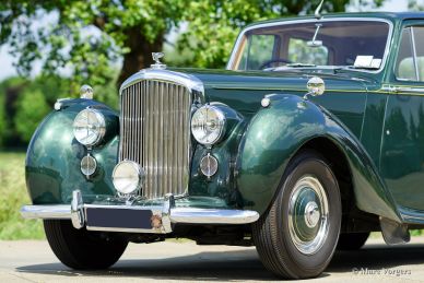 Bentley Mk VI saloon, 1951