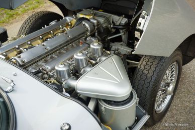 Jaguar E-type 4.2 Litre FHC, 1966