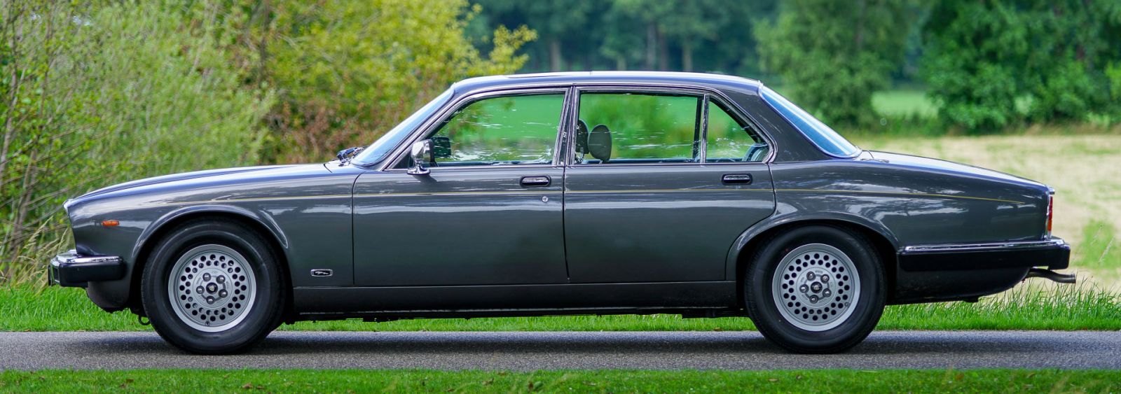 Jaguar XJ12 Sovereign, 1986