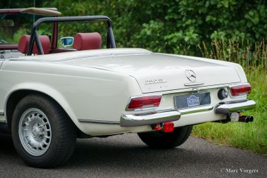 Mercedes-Benz 280 SL ‘Pagode’ rally car, 1968