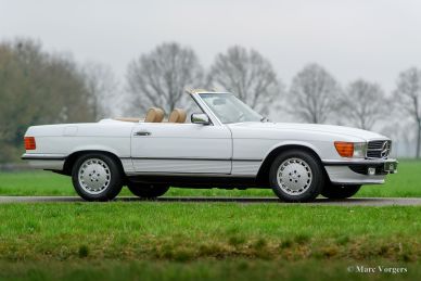 Mercedes-Benz 300 SL (R107), 1987