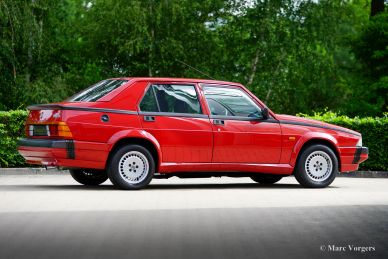 Alfa Romeo 75 3.0 V6 America, 1988