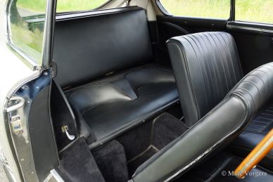 Aston Martin DB2/4, 1954