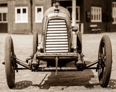 Brooklands Giants: Men & machines 1907-1939