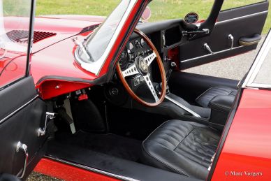 Jaguar E-type 4.2 FHC, 1965