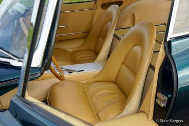 Jaguar E-type 3.8 Litre FHC, 1962