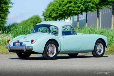 MG MGA 1500 coupe, 1958
