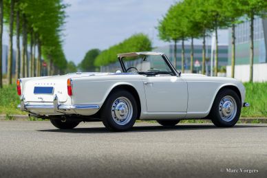 Triumph TR4, 1966